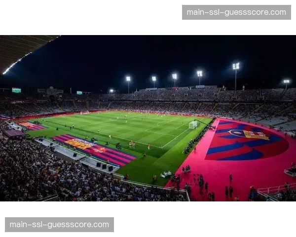 万达大都会球场启动草皮更换工程，为赛季末关键战役做准备